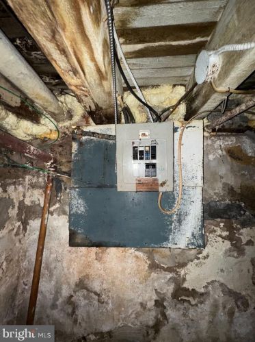 142 53 St, Philadelphia PA 19139-1404 exterior