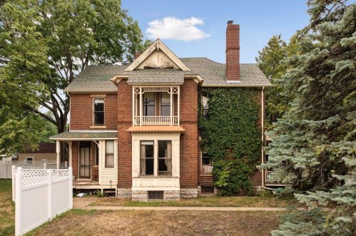 395 Daly St, Saint Paul MN  55102-3513 exterior
