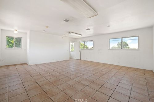 1533 Laster Ave, Anaheim CA  92802-2712 exterior