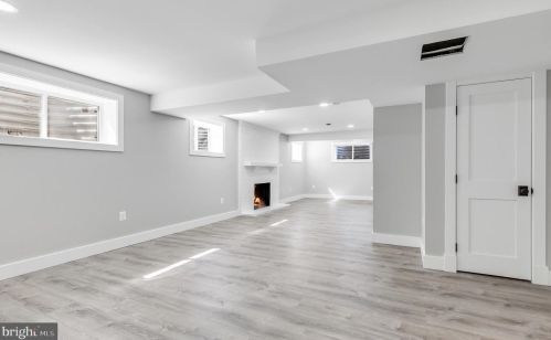 4532 41st St, Arlington VA  22207-2937 exterior
