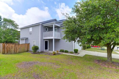 153 Hunters Mill Dr, Cayce-West Columbia, SC 29170-1272