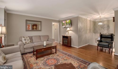 176 Berrywood Dr, Severna Park MD 21146-2033 exterior