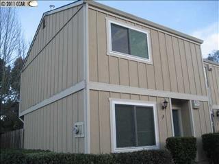 18 Park Ln, Richmond, CA 94803-1220