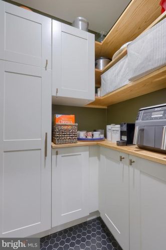 330 Mary St, Lancaster PA  17603-3328 exterior