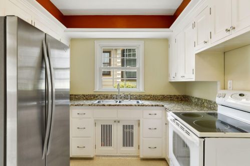 1232 Bayard Ave, Saint Paul MN  55116-1638 exterior