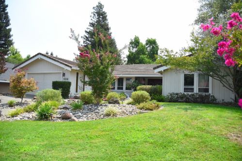 9218 Shady Tree Ct, Fair Oaks, CA 95628-4169