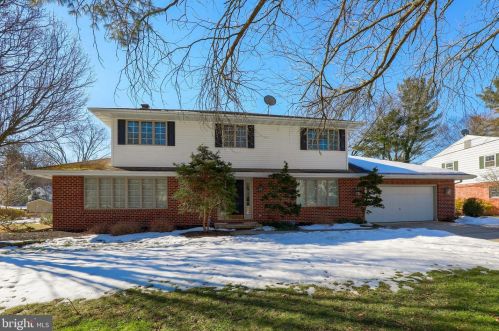 604 Hamilton Rd, Lancaster, PA 17603-2410