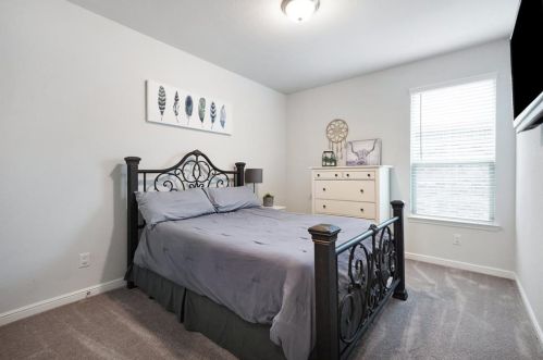 9137 Stone Mill Ln, Fort Worth TX  76179-8119 exterior