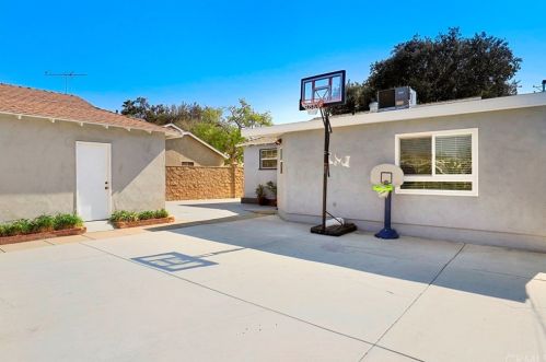 3701 Mckinley St, Riverside CA  92506-2626 exterior