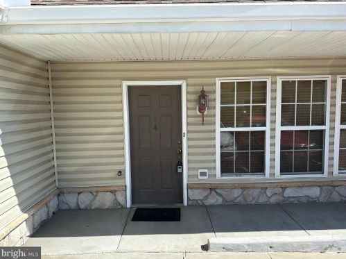44 Traditions Way, Trenton, NJ 08648-1590