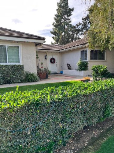 21621 Superior Ln, El Toro, CA 92630-1928