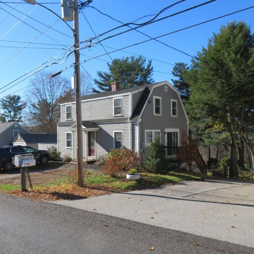 42 Ridgewood Ave, Laconia, NH 03249-2224
