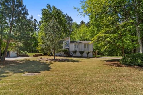 3294 Selma Ct, Marietta, GA 30066-2336