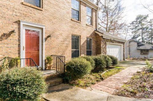 950 Woodmont Dr, Marietta, GA 30062-3820