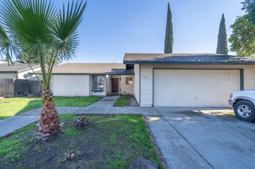 2612 Cabernet Ct, Modesto, CA 95355-2128