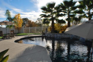 560 El Mango Dr, Redding, CA 96003-9102