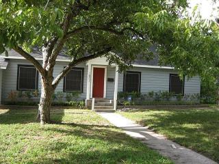 1803 14th St, Houston TX  77008-3407 exterior