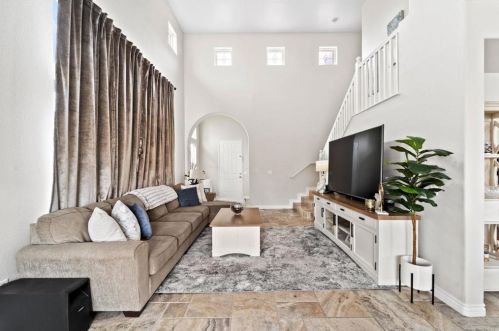 609 Lee Cir, Chula Vista, CA 91911-6729