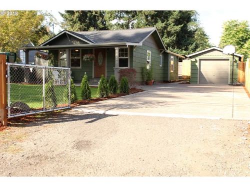 4623 99th Ave, Portland, OR 97220-3304