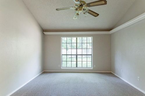 808 Clarissa Pl, Garland TX 75040-5943 exterior