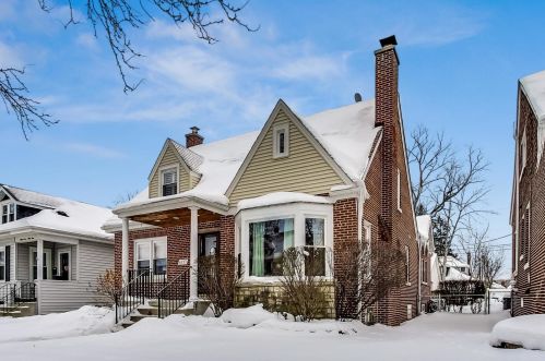 6757 Oxford Ave, Chicago, IL 60631-1340