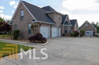 301 George Francis Ct, Bonaire, GA 31005-3491