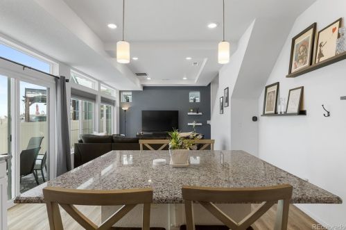 4568 Quemoy St, Aurora CO  80019-6025 exterior