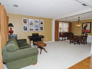 591 Lullingstone Dr, Marietta, GA 30067-2716
