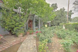 2275 Navarro Ave, Altadena, CA 91001-5613
