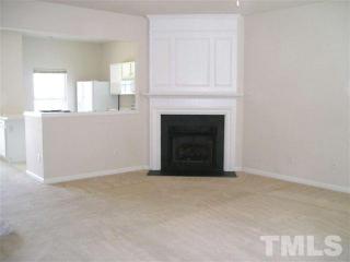 201 Canyon Lake Cir, Cary NC  27560-7784 exterior