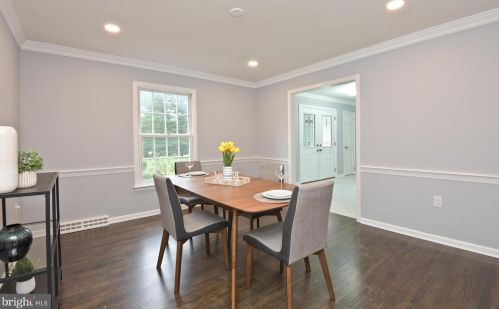 71 Carter Rd, Princeton NJ  08540-2107 exterior
