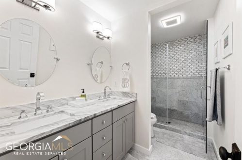 106 Adrian Pl, Atlanta GA  30327-4003 exterior