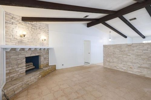 4609 Arapahoe Trl, Austin TX  78745-1510 exterior