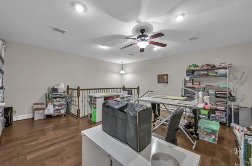 1612 Sweet Gum St, Conroe TX  77385-9530 exterior