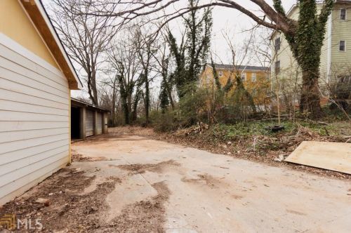 800 Hall St, Atlanta GA  30310-3345 exterior