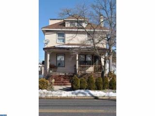 2258 Cove Rd, Camden, NJ 08110-1646