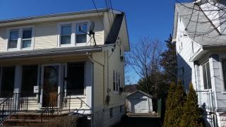 27 Roselyn Pl, Vauxhall, NJ 07088-1216