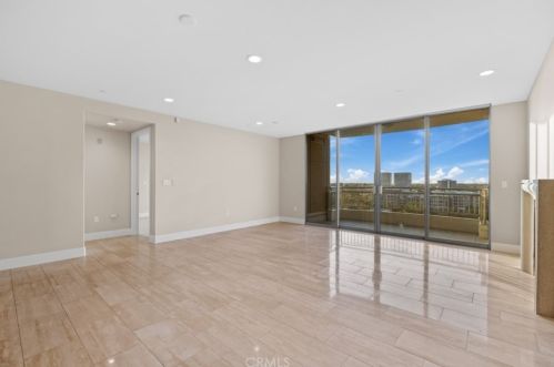 5111 Scholarship, Irvine CA  92612-5696 exterior