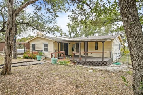 5116 Avispa Way, Austin TX  78738-7602 exterior