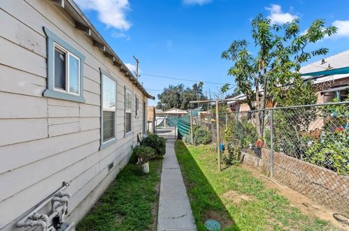 4123 Dwight Ave, Riverside CA  92507-5255 exterior