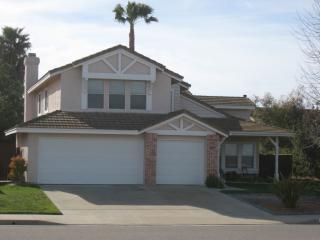 873 Muirfield Dr, Oceanside, CA 92058-7017