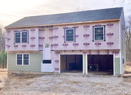 673 Shewville Rd, Gales Ferry, CT 06339-1443