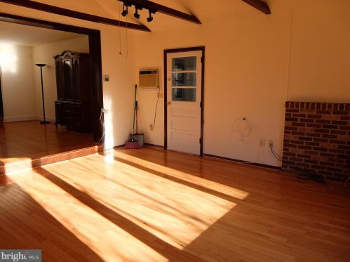 239 Mather Ave, Princeton NJ  08540-6440 exterior