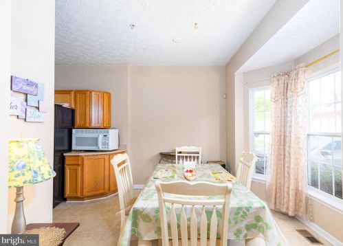 4930 Villa Point Dr, Aberdeen, MD 21001-2640