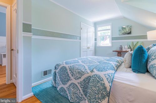 1110 Carson St, Silver Spring MD 20901-1816 exterior