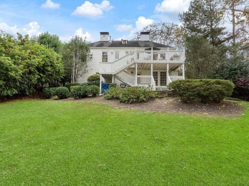 1880 Greystone Rd, Atlanta GA  30318-2621 exterior