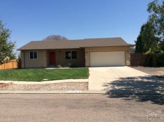 3314 Raccoon Ln, Pueblo, CO 81005-4003