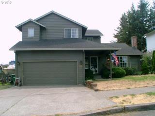 240 17th St, Wood Village, OR 97060-2295