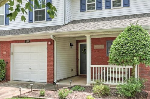 255 Cottonwood Creek Cir, Holly Springs, GA 30114-9005