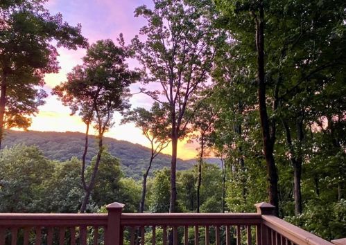 1458 Valley View Dr, Big Canoe GA  exterior